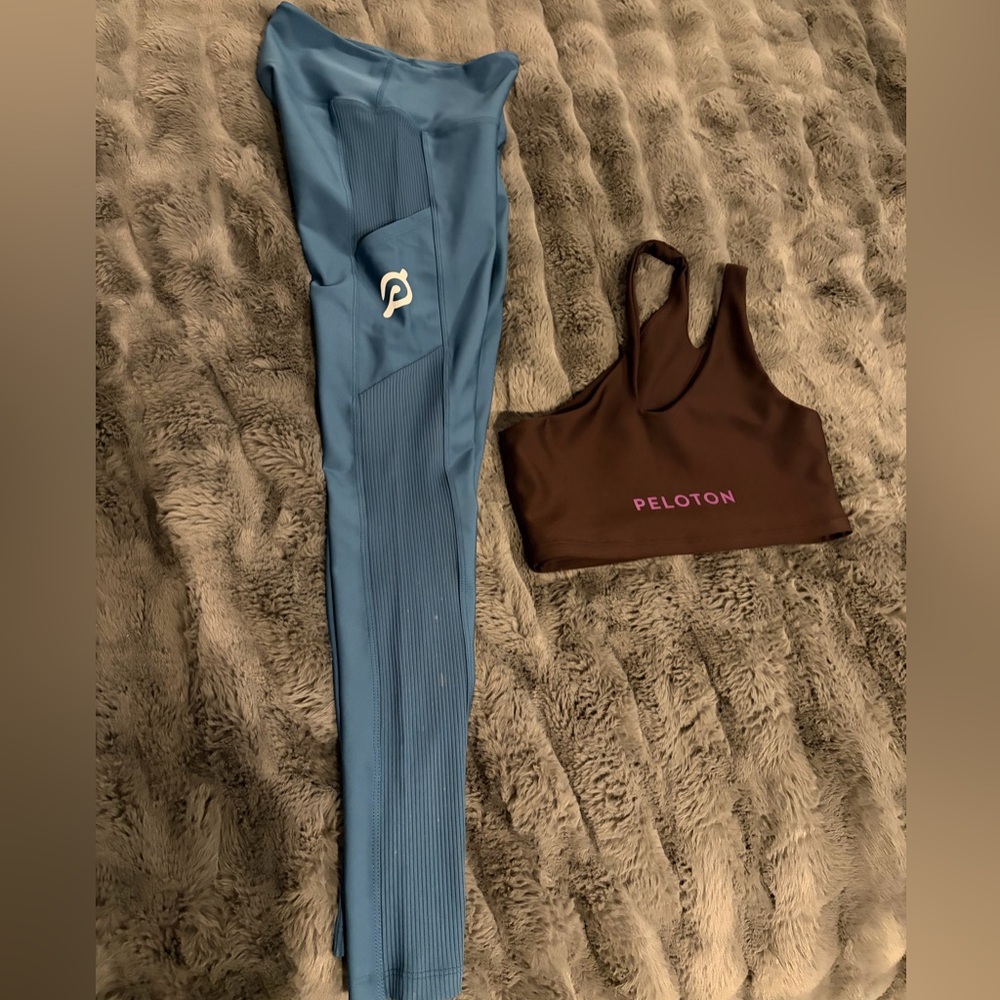 Peloton legging and bra bundle